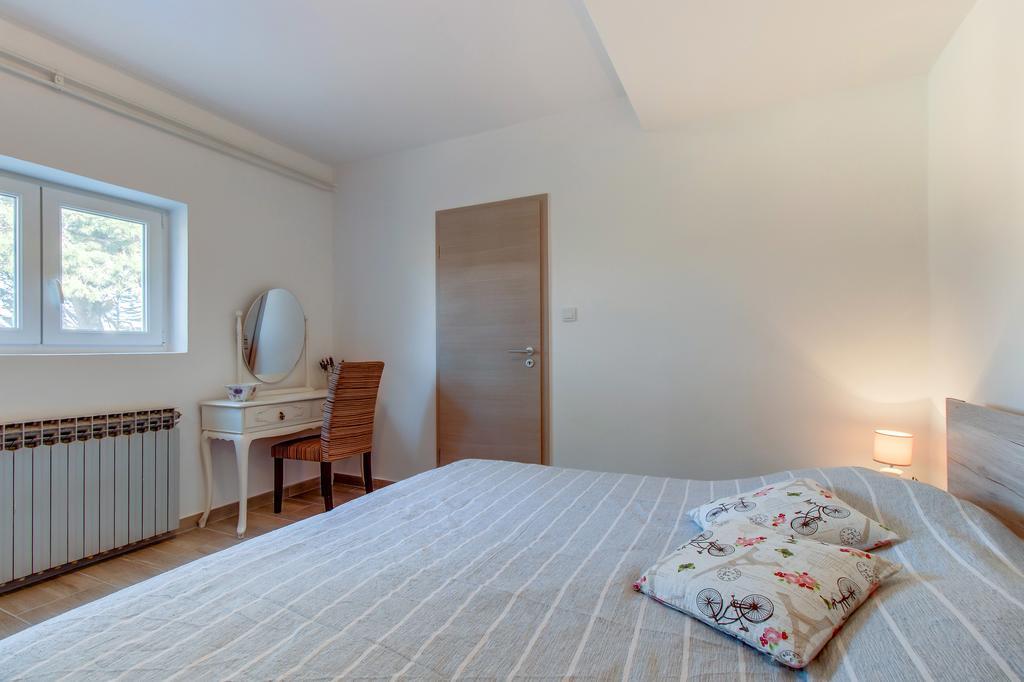 Apartment Senka Mali Lošinj Extérieur photo