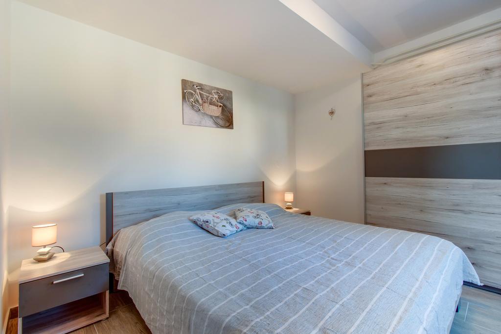 Apartment Senka Mali Lošinj Extérieur photo